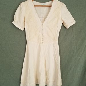 Kimchi Blue 100% silk cream dress